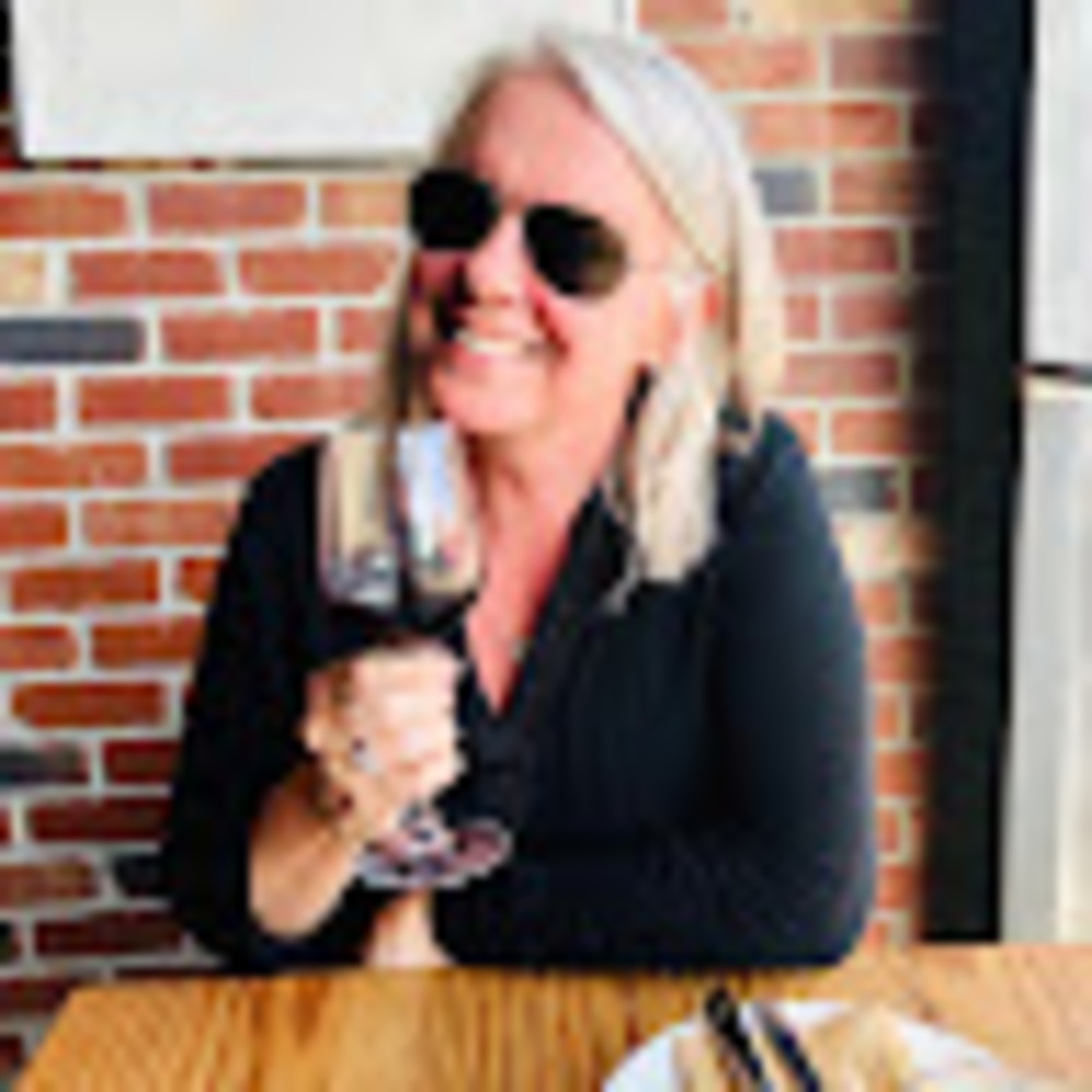 Meet your Posher, Shea